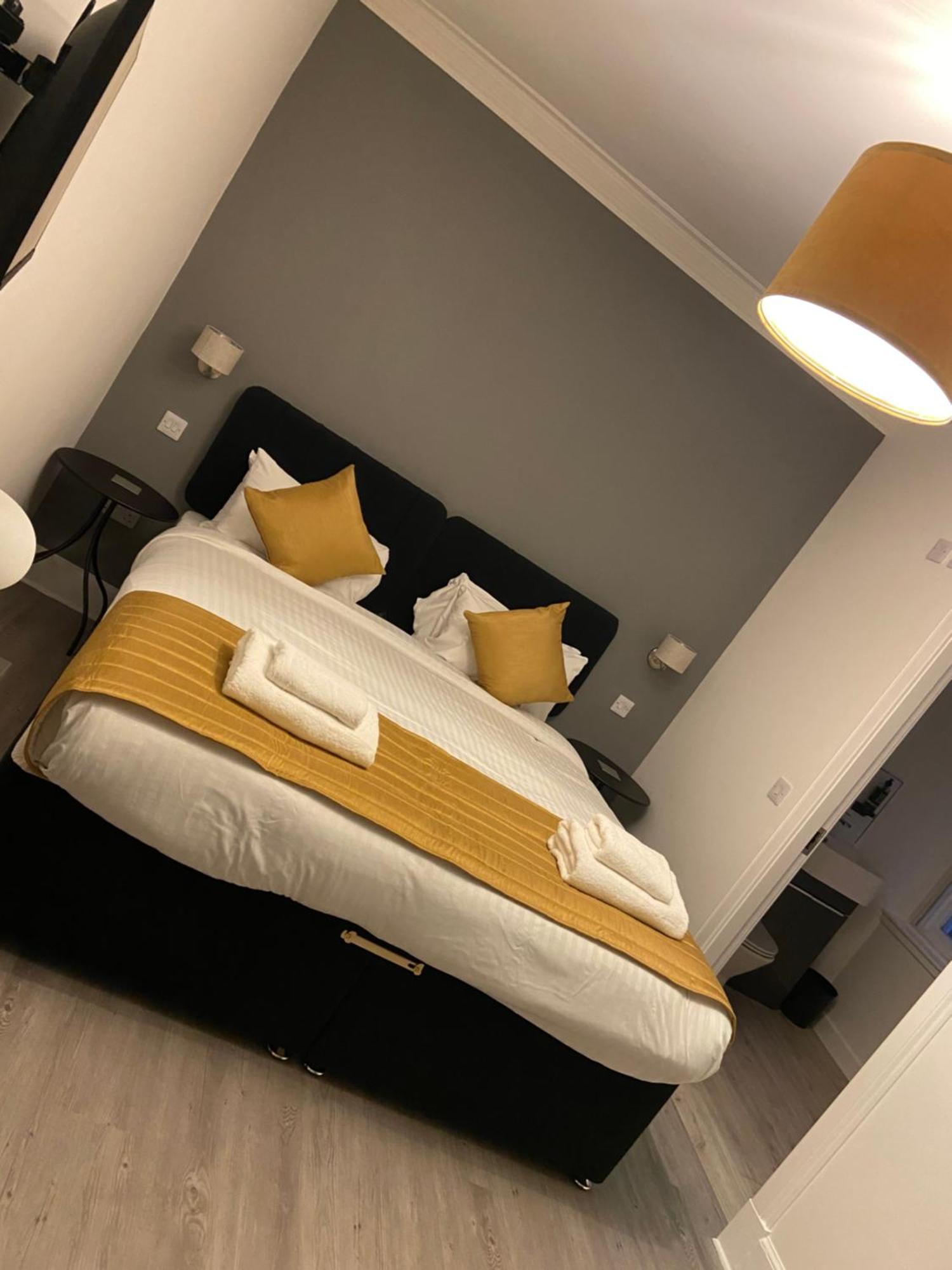 The Station Hotel Alness Eksteriør bilde