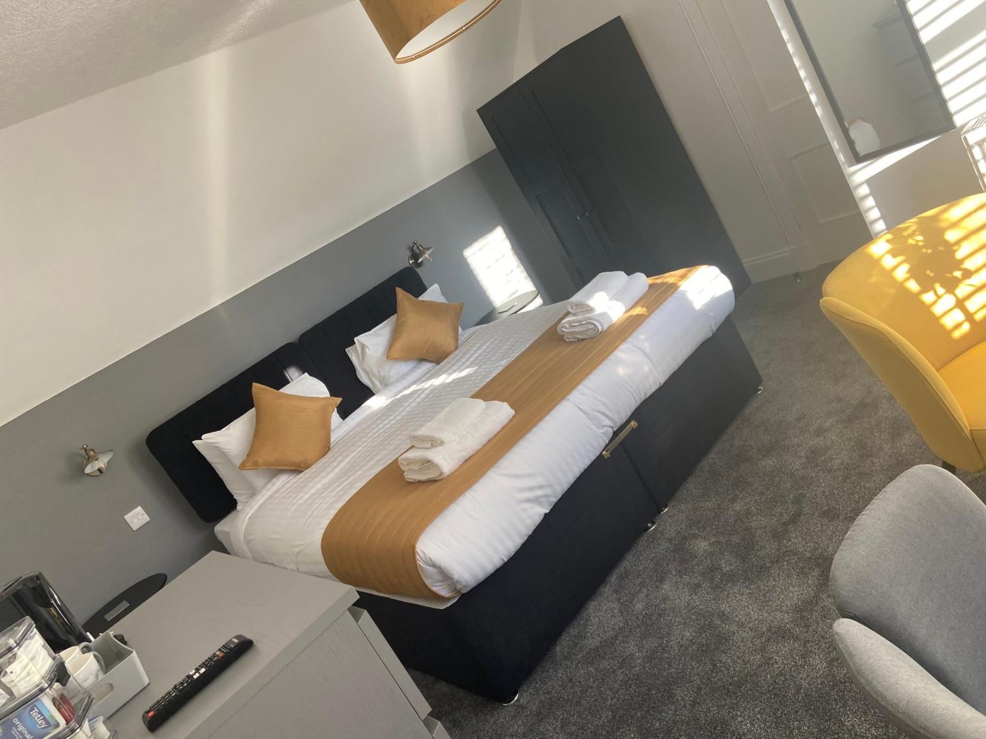 The Station Hotel Alness Eksteriør bilde